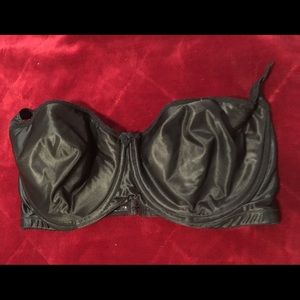 Cabernet 40DD black strapless bra